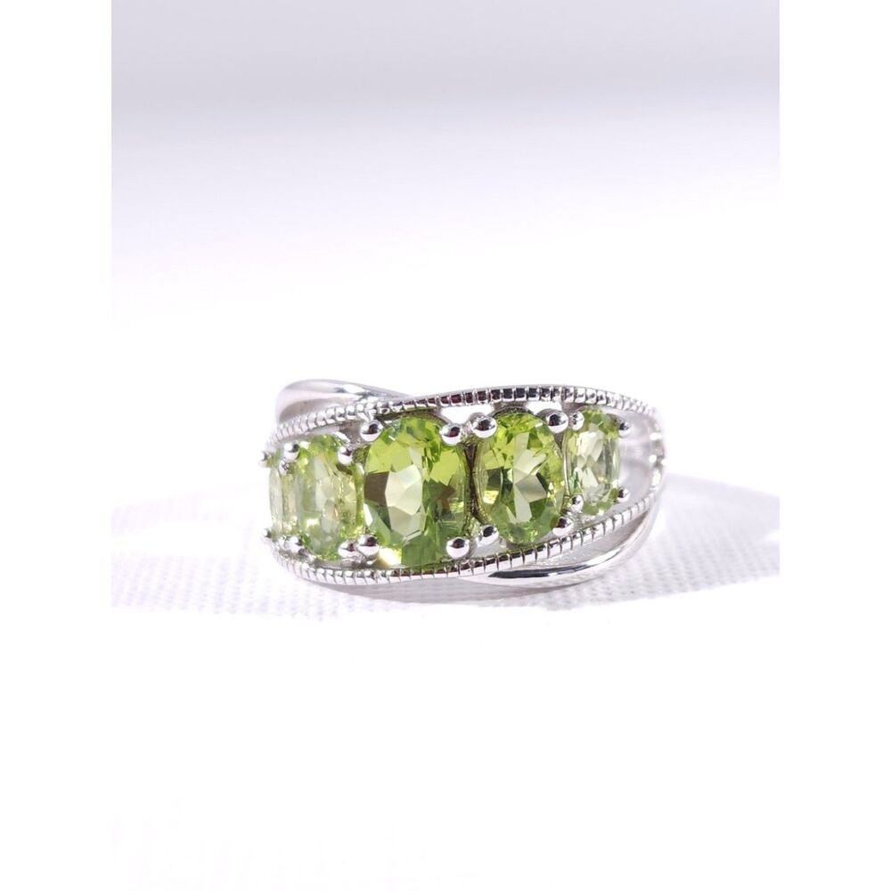 Hebei Peridot Ring 2.3 Carats tw Size 6